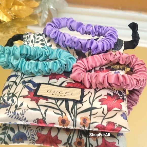 Brand new Gucci exclusive bundle - Picture 6 of 15